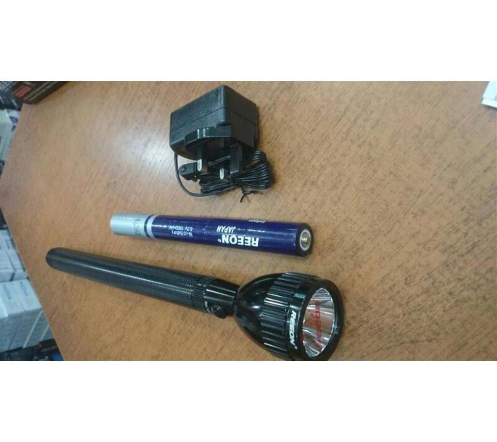 Reeon Rechargeable Flashlight/Torch light