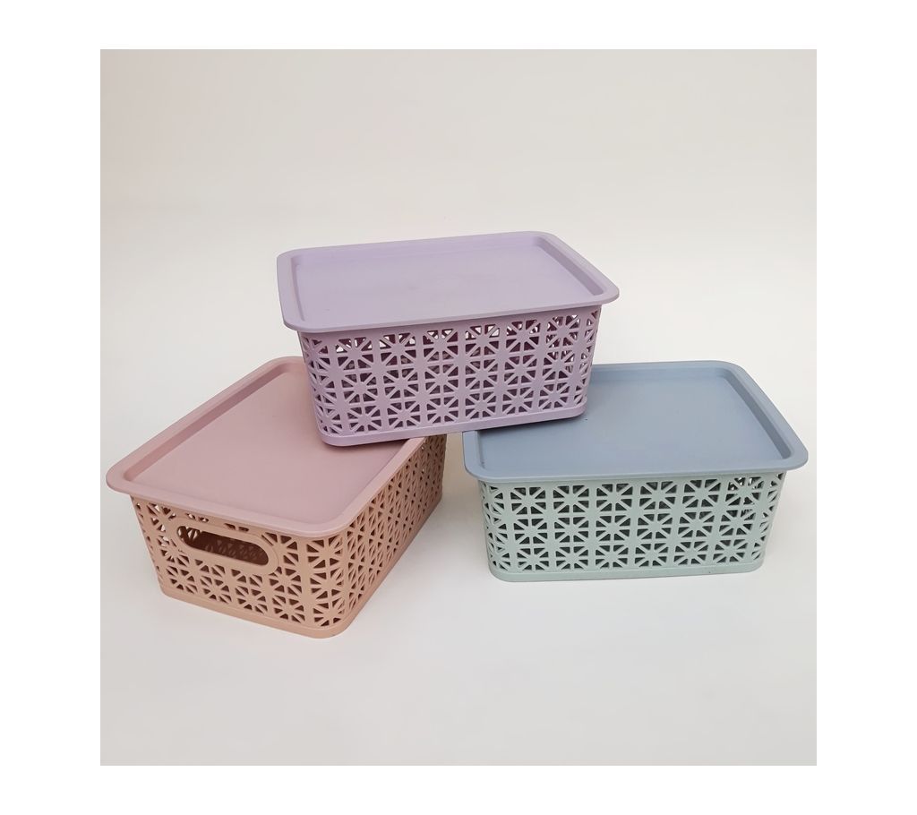 SQUARE PLASTIC BASKET WITH LID 11