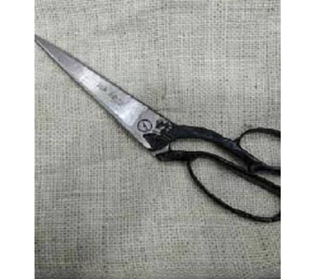 tailor Shely scissors