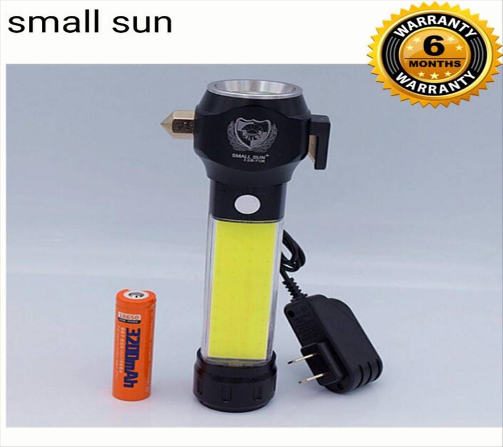 Mulatifunction Rechargeable Survival Flashlight with Solar F.