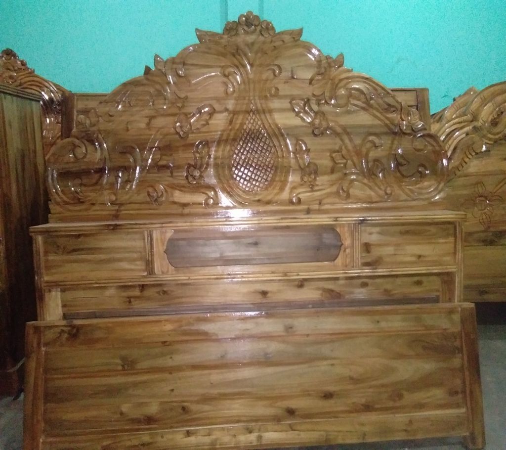 Wooden Bed (Double)