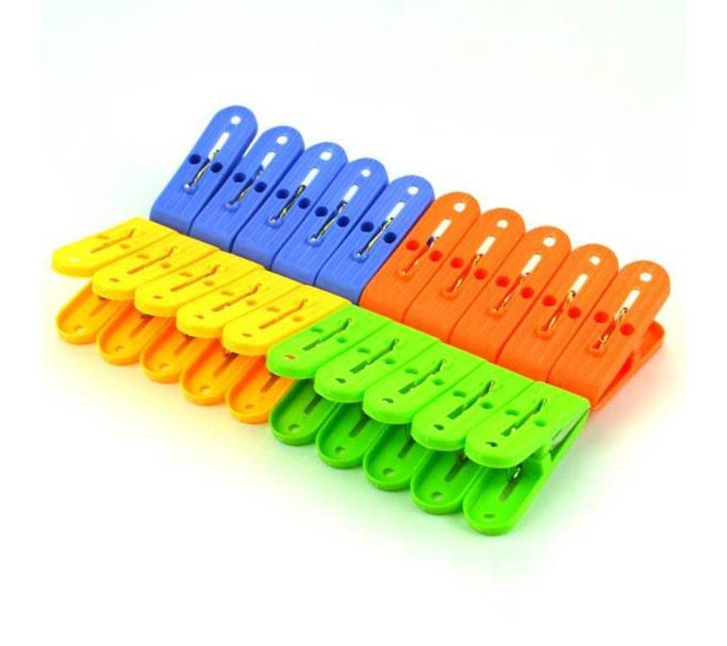 Plastic Clothes Pins