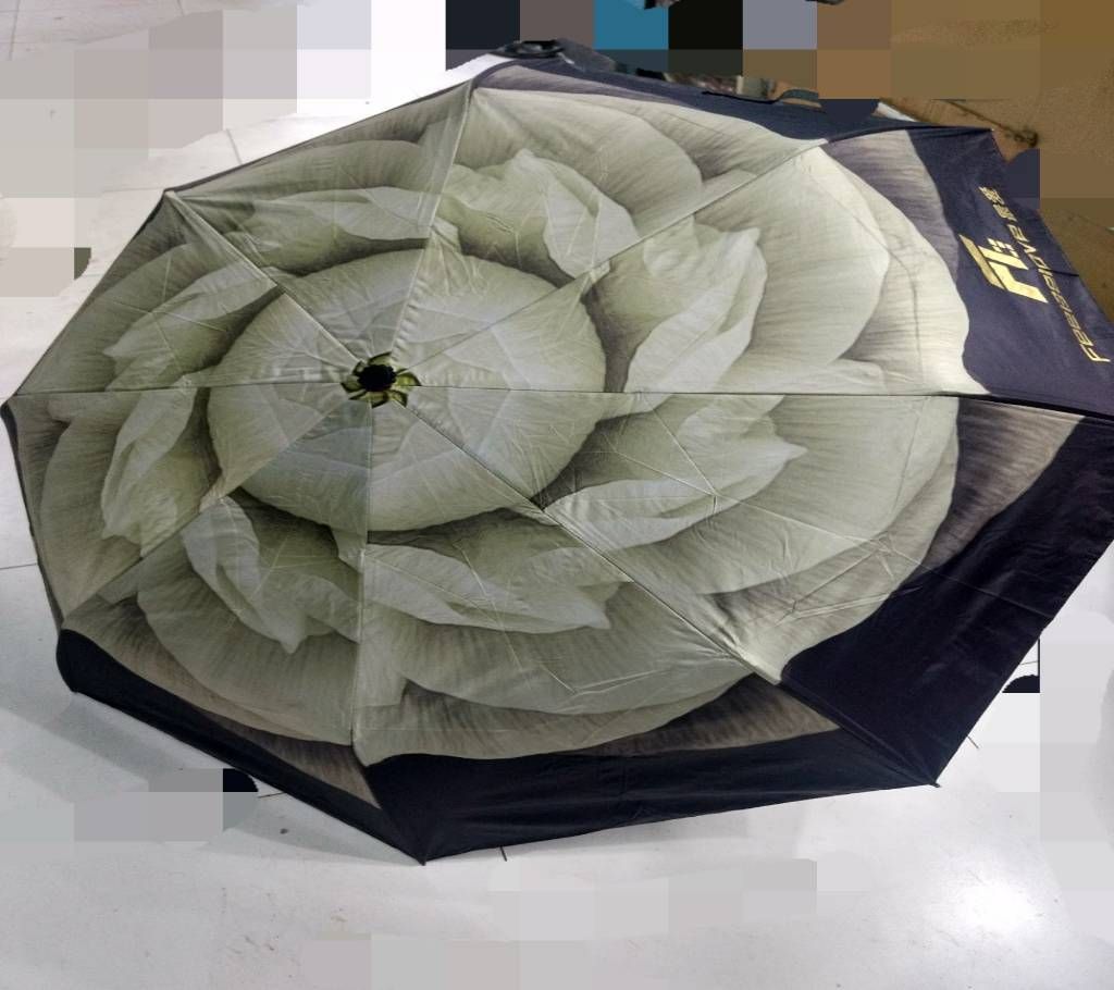3D Flower Print Umbrella - Off-White & Black