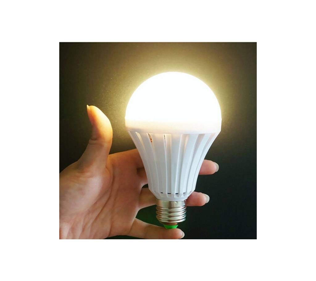 LED Smart Charge Emergency Light