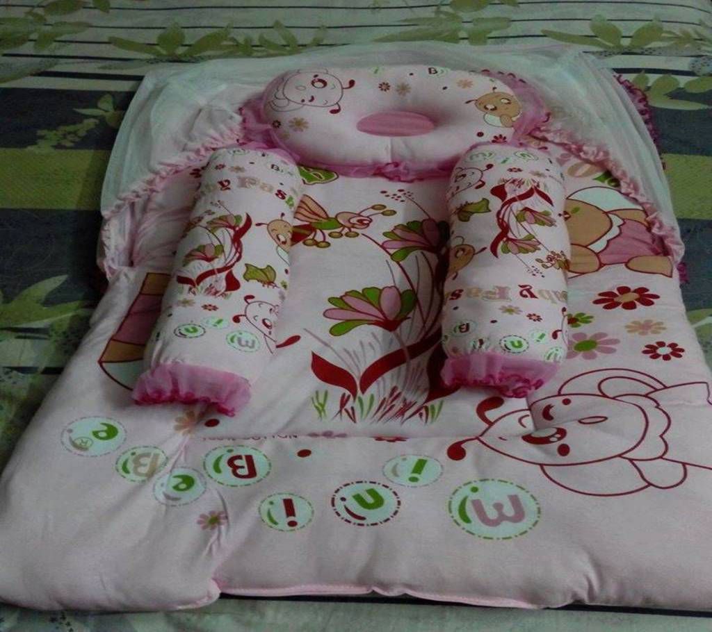 Bedding set for the baby
