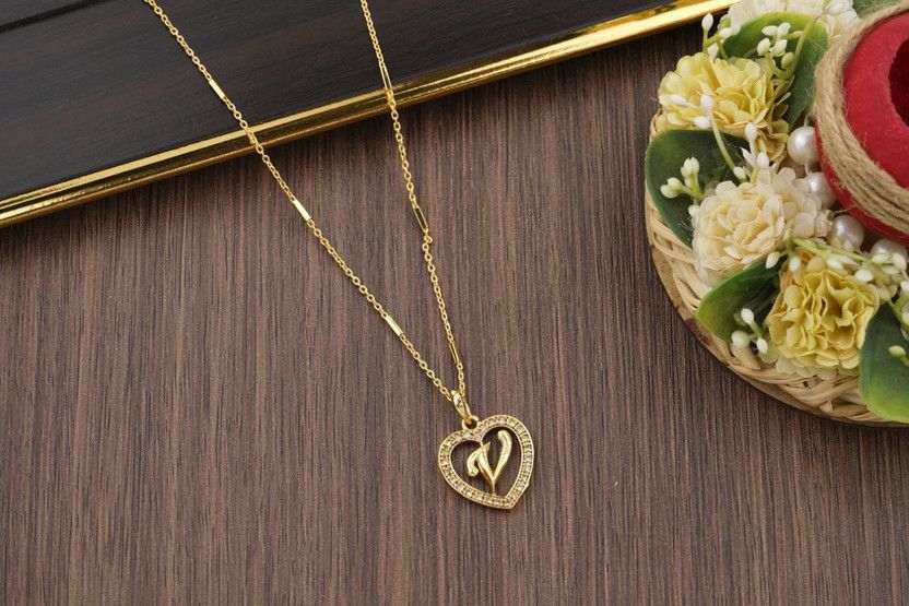 JWEENOZ Gold-Plated V Letter Pendant Chain for girls and womens Gold-plated Agate Alloy Pendant Set