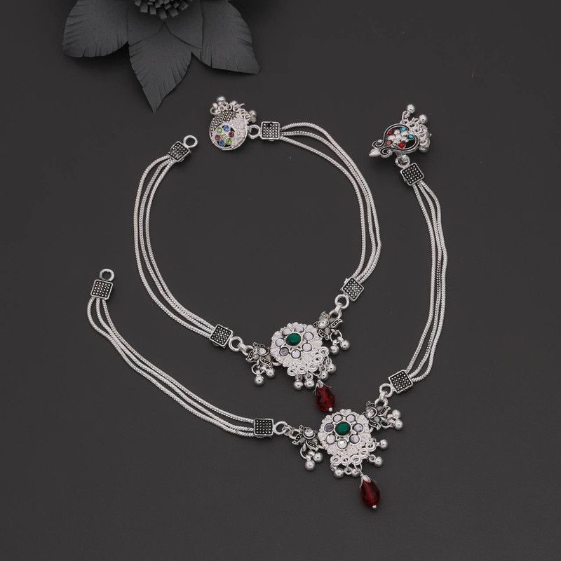 Qyuri ™ Oxidised Silver Plated American Green Diamond payal for women and Girls Brass Toe Anklet  (Pack of 2)