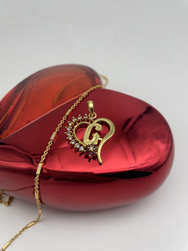 Excellent Finished Valentine's Pink Flower Heart Initial "G" Letter Gold-plated Latest Style Design New Model Cubic Zirconia Alloy Pendant And Mangalsutras Gold-plated Diamond Alloy Pendant Set