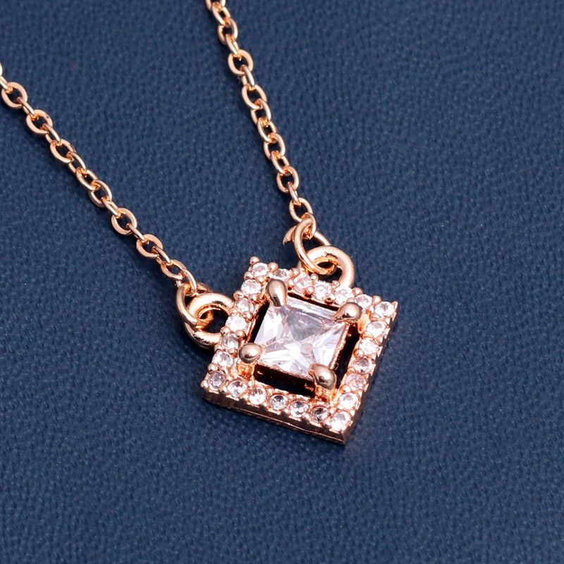 ROSE GOLD American Diamond Diamond Copper Plated Brass Necklace