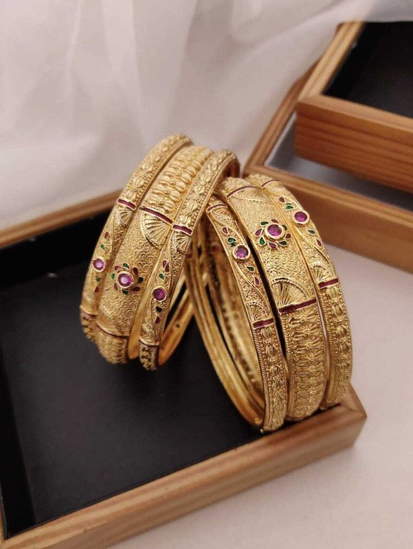 Brass Beads Gold-plated Bangle Set