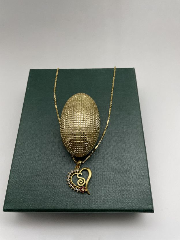 Excellent Finished Valentine's Pink Flower Heart Initial "S" Letter Gold-plated Latest Style Design New Model Cubic Zirconia Alloy Pendant And Mangalsutras Gold-plated Metal Pendant Set
