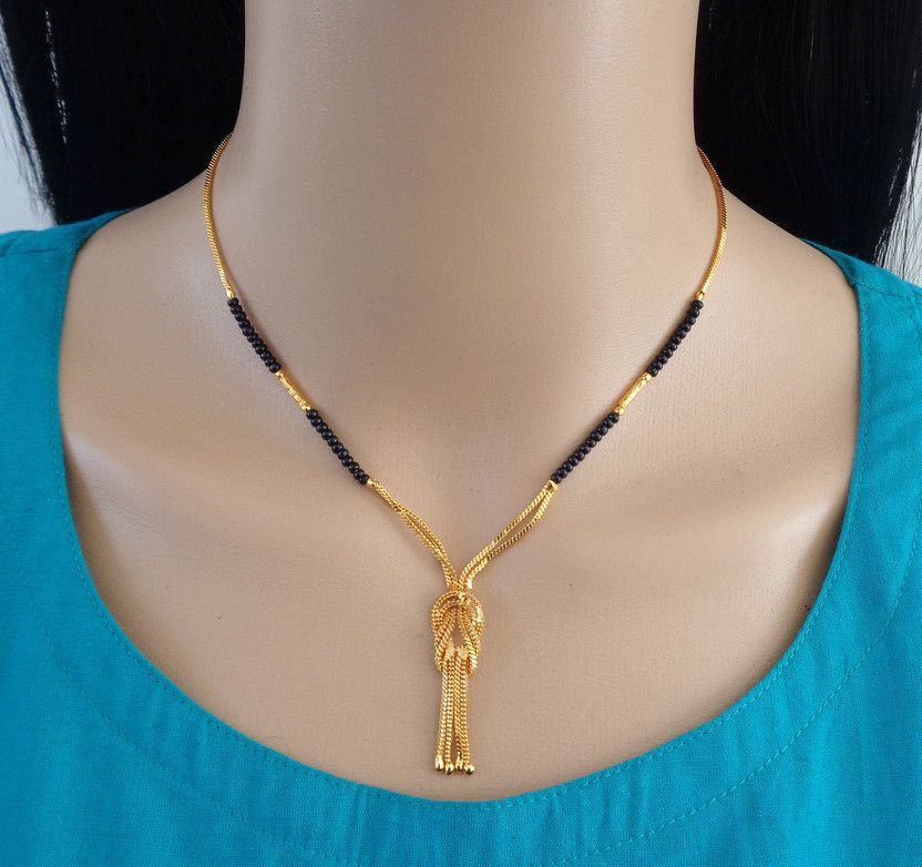 designer and stylish alloy mangalsutra for women Copper, Alloy, Metal Mangalsutra