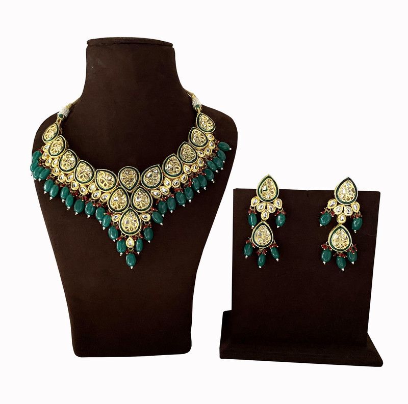 Metal, Glass, Alloy Gold-plated Gold, Green, Maroon Jewel Set  (Pack of 1)