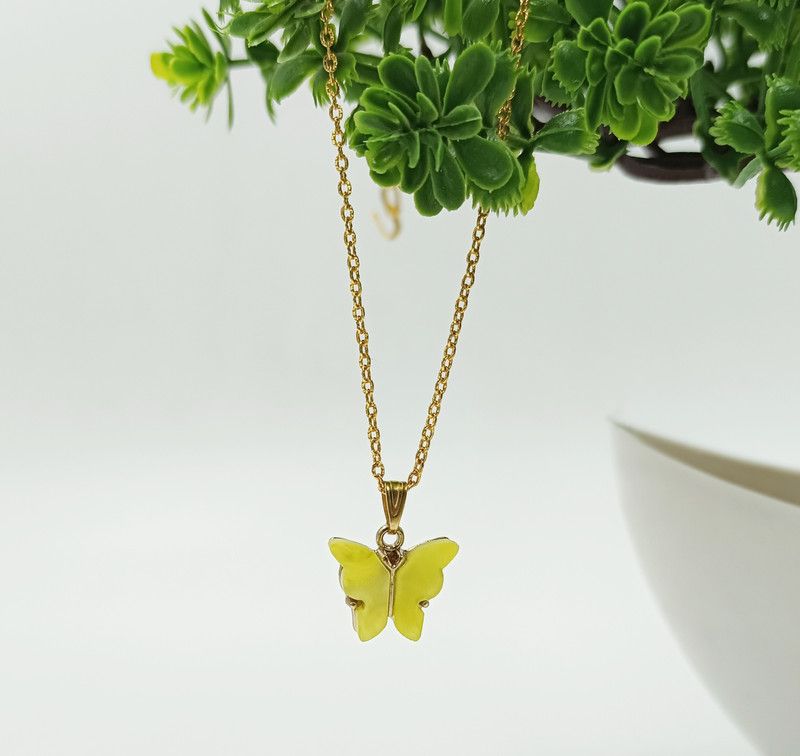 Fancy Butterfly Pendant Necklace for Women and Girls Gold-plated Plated Alloy Necklace
