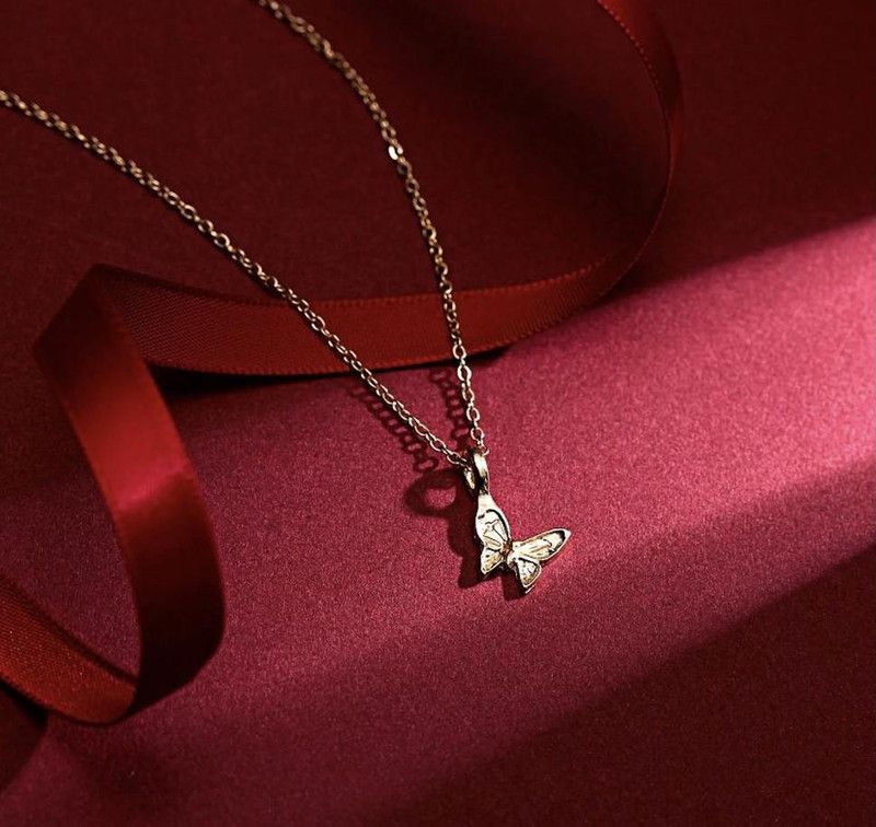 Vembley Charming Gold Plated Butterfly Pendant Necklace Gold-plated Plated Alloy Necklace