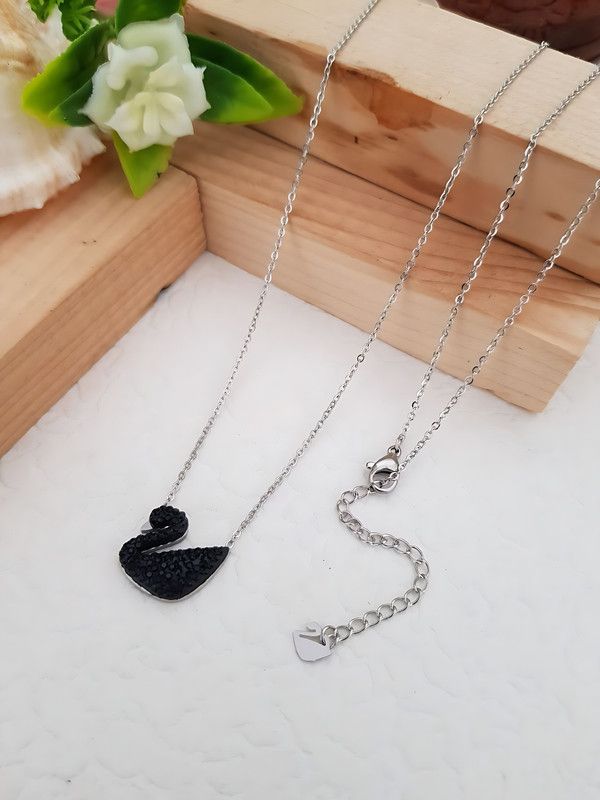 Silver Duck Pendant Silver Stainless Steel Pendant Set