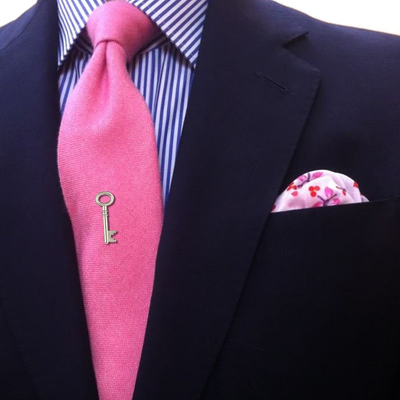 Tripin KEY SHAPE TIE TACK LAPEL PIN BROOCH FOR MEN IN A GIFT BOX Brooch  (Silver)