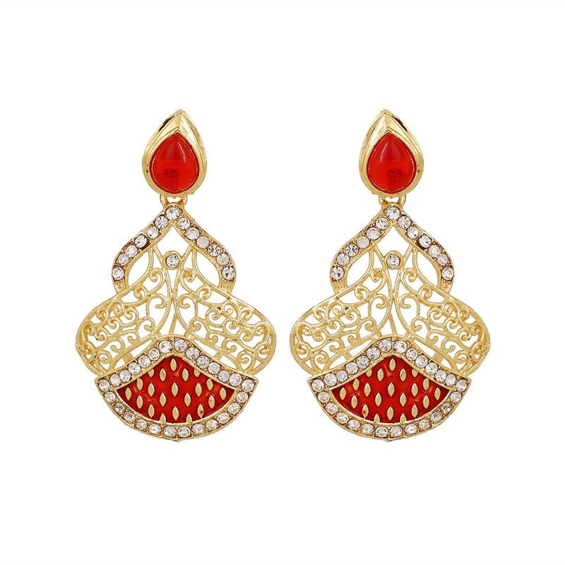 "Piah Fashion Kings Crown Pink and Golden Austin Diamond Earrings for Women" Diamond Brass Huggie Earring
