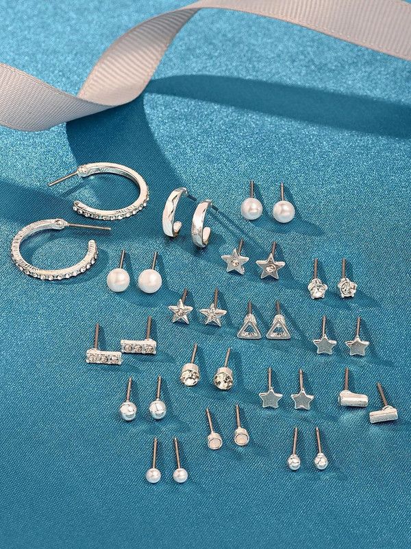 Combo of 17 Crystal Stone Stud Earring