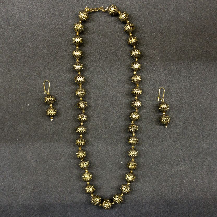 Metal Necklace