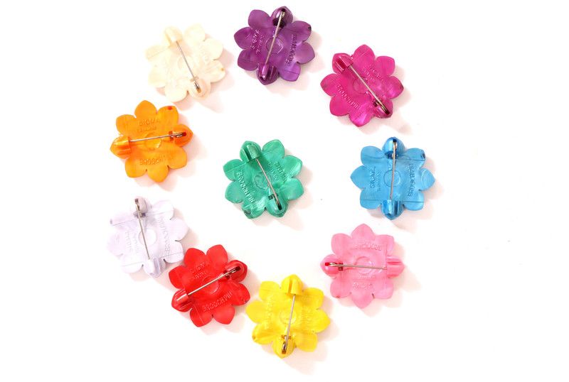 Saree/Hijab/Lapel Pins Broach for Women Metallic Finish Brooch Dupatta Chunri Brooch  (Multicolor)