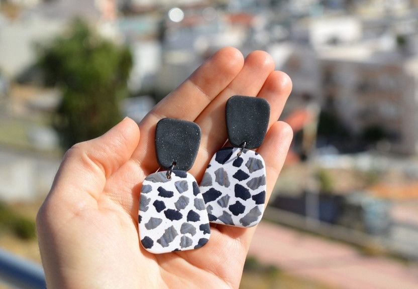 Fancy Black and White Earning For Girls Terracotta Earring Set