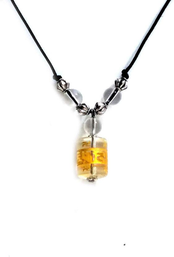 Tibetan Buddhism OM MANI Padme HUM Engraved Lucky Charm Pendant Crystal Crystal Pendant