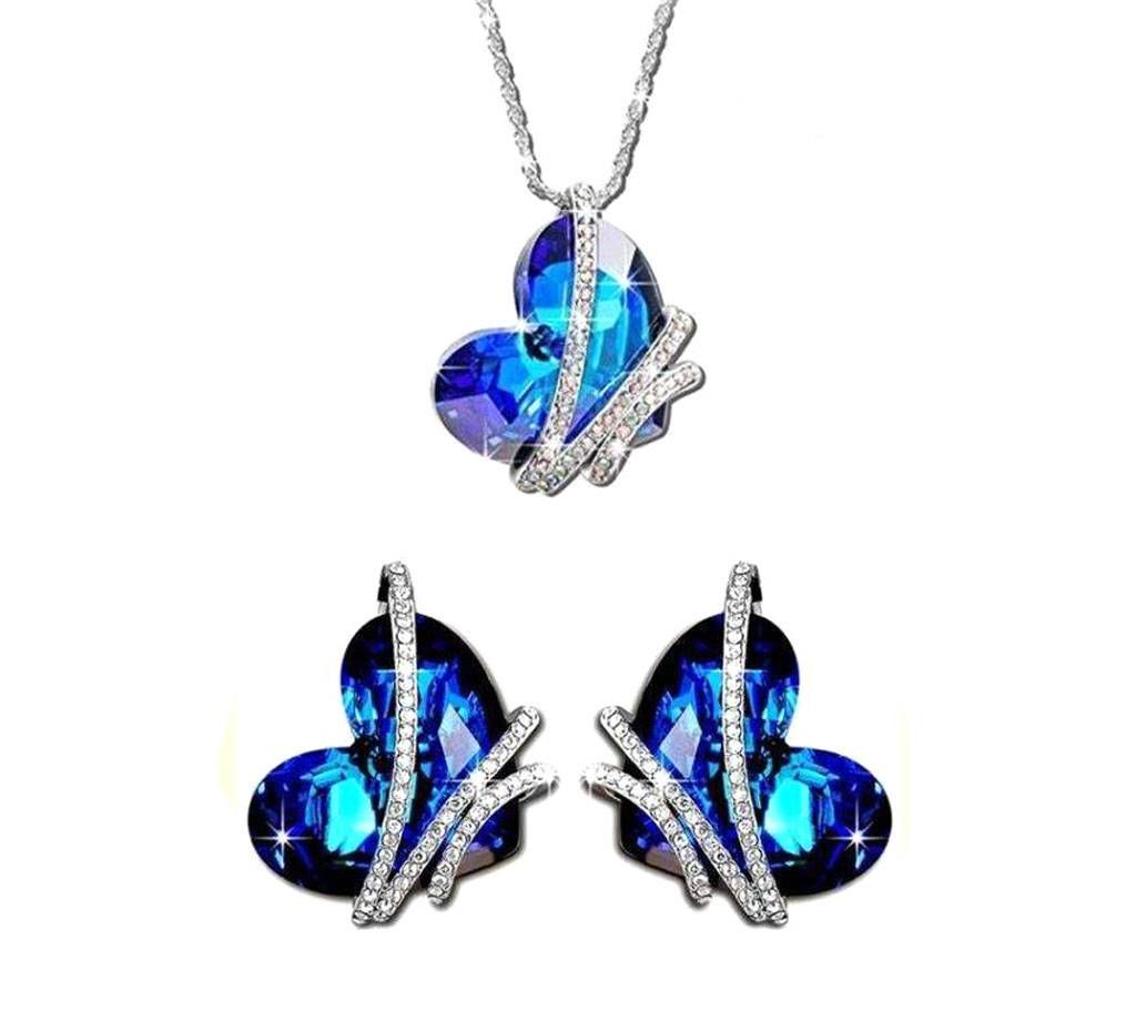 Heart Shaped Pendant With Chain