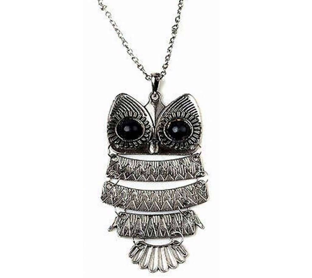 Owl shaped long pendant 