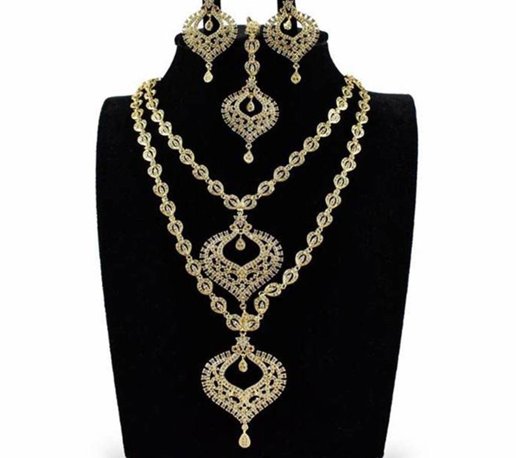 American Diamond Cut Jewellery Set For Ladies