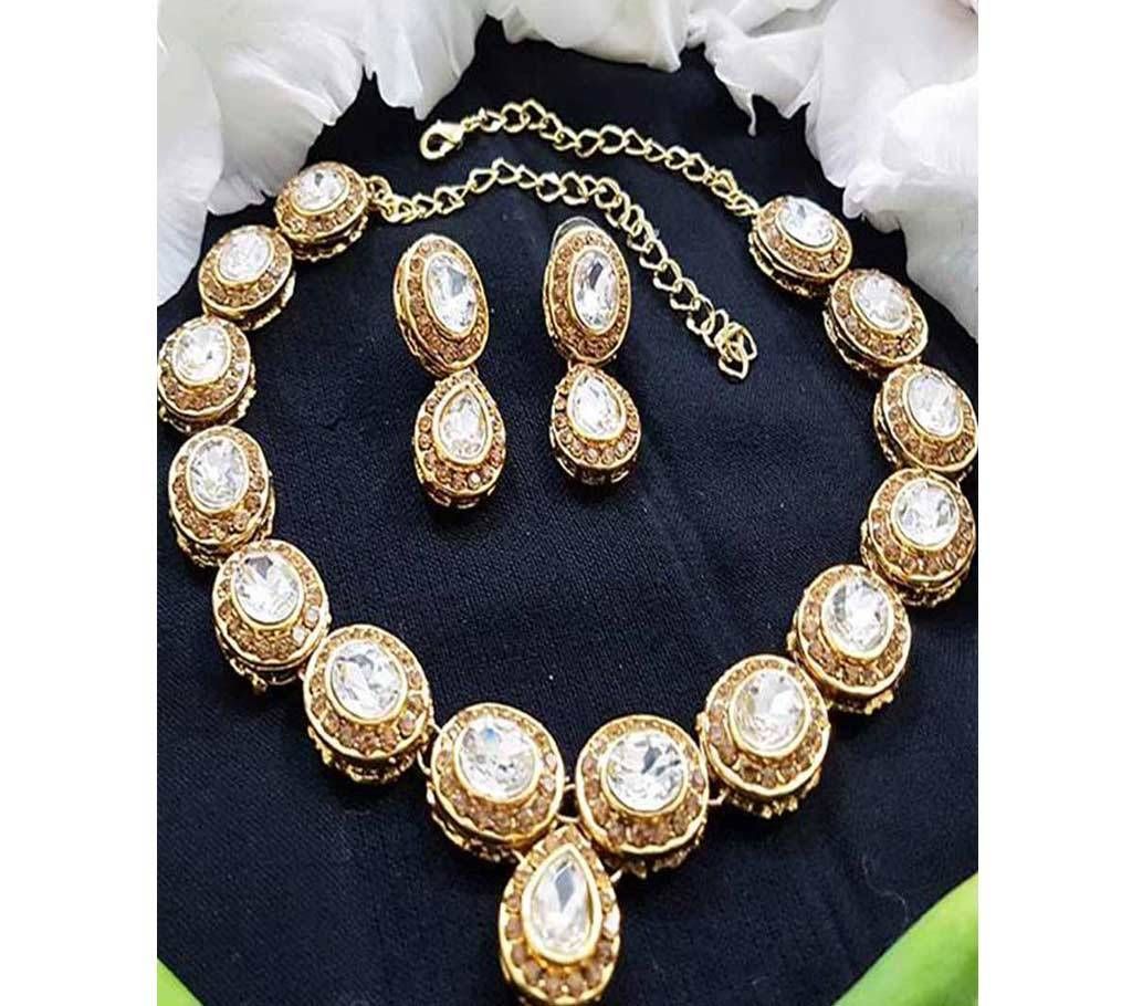 Diamond cut stone setting jewellery set