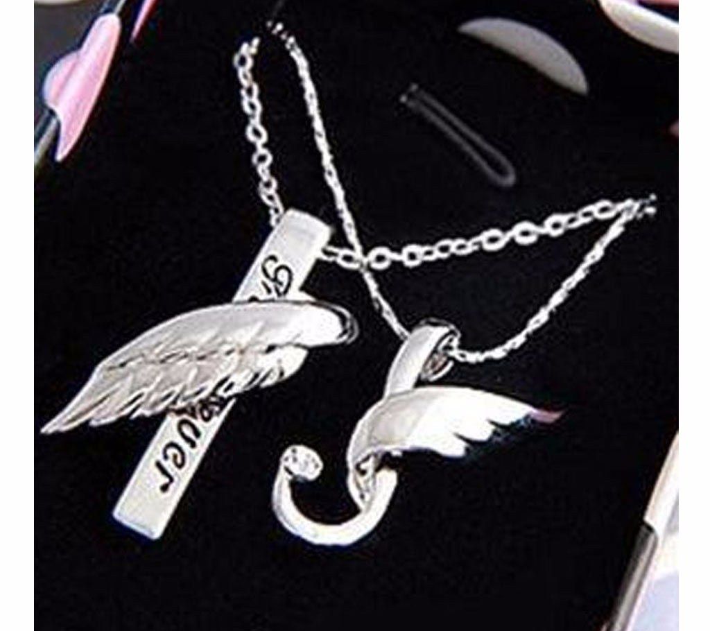 Feather Designed Metal Pendant