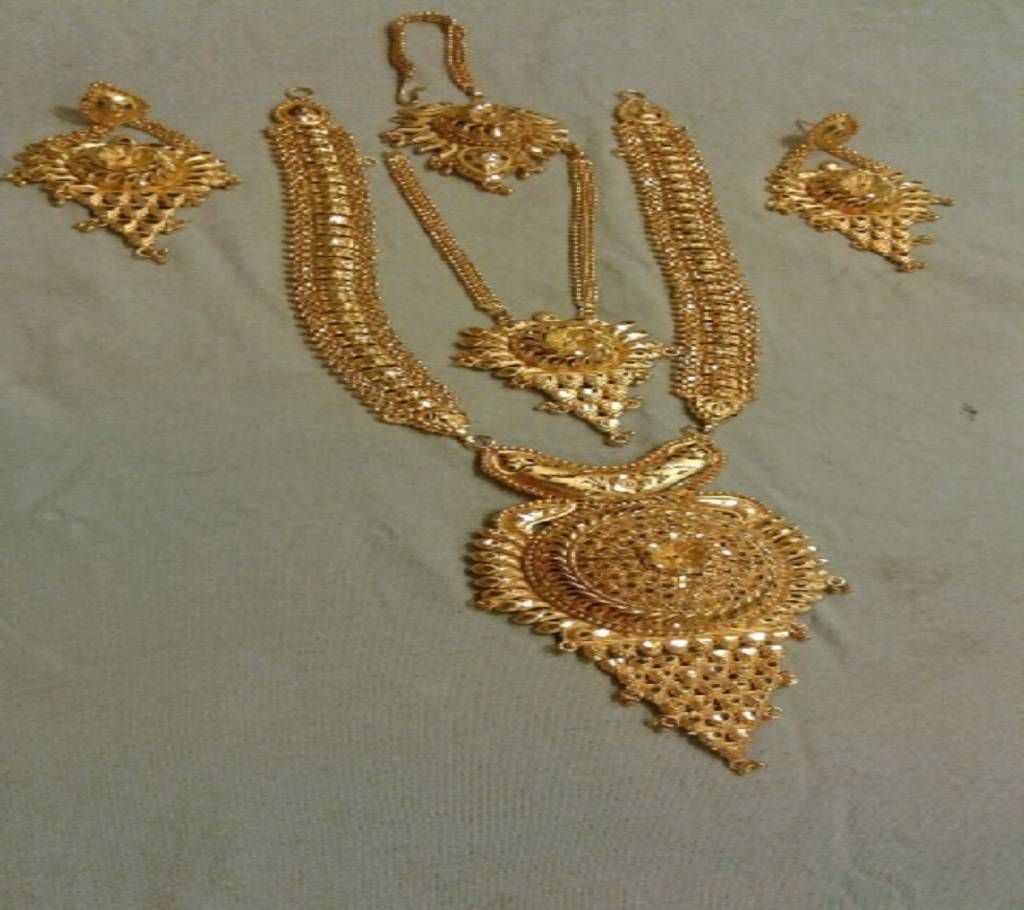 Ladies Gold Plated Jewellery Set