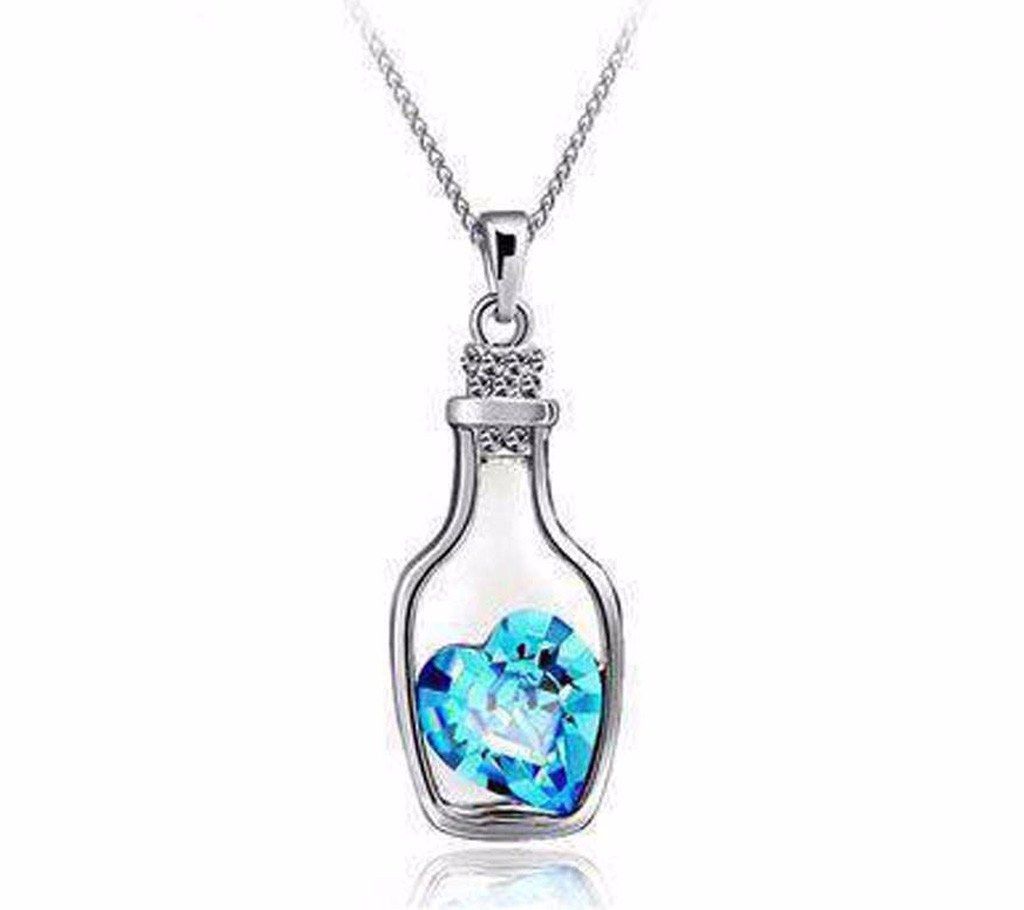 Bottle Shaped Blue Stone Setting Pendant