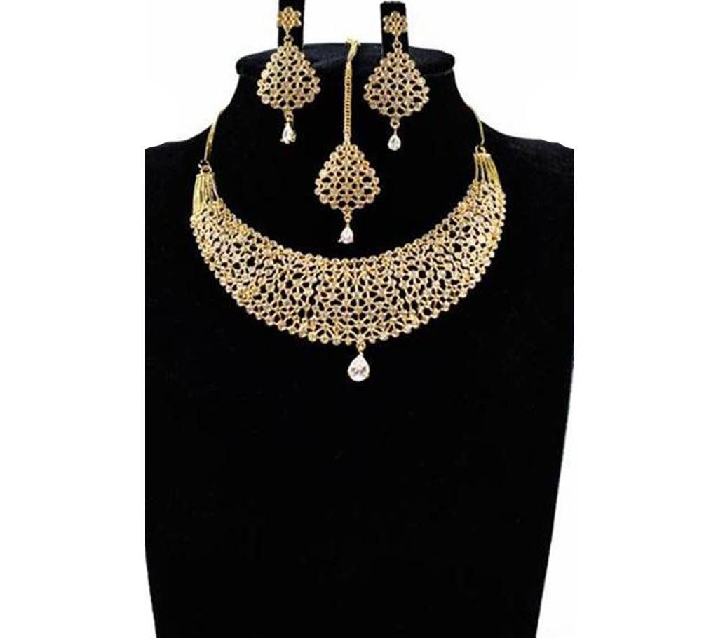 American Diamond Cut Jewellery Set For Laides