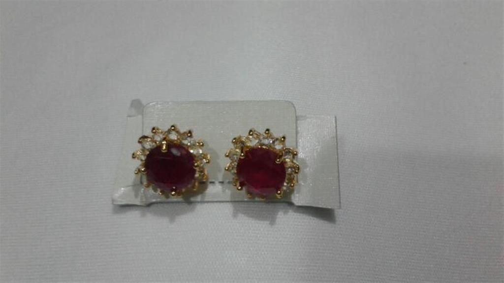 stone setting ladies earring 