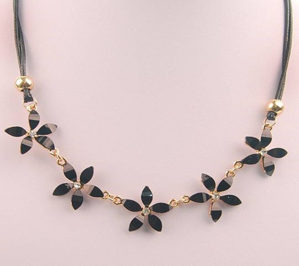 Gem Flowers Rhinestones Necklace
