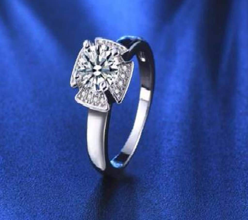 High Quality Diamond Shape Finger Ring