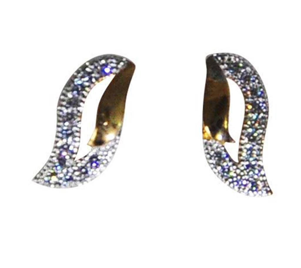 Leaf shaped stone setting Indian Ear ring 