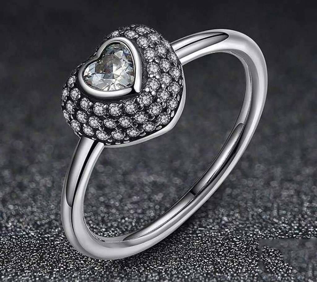 Heart Shape Stone Finger Ring 