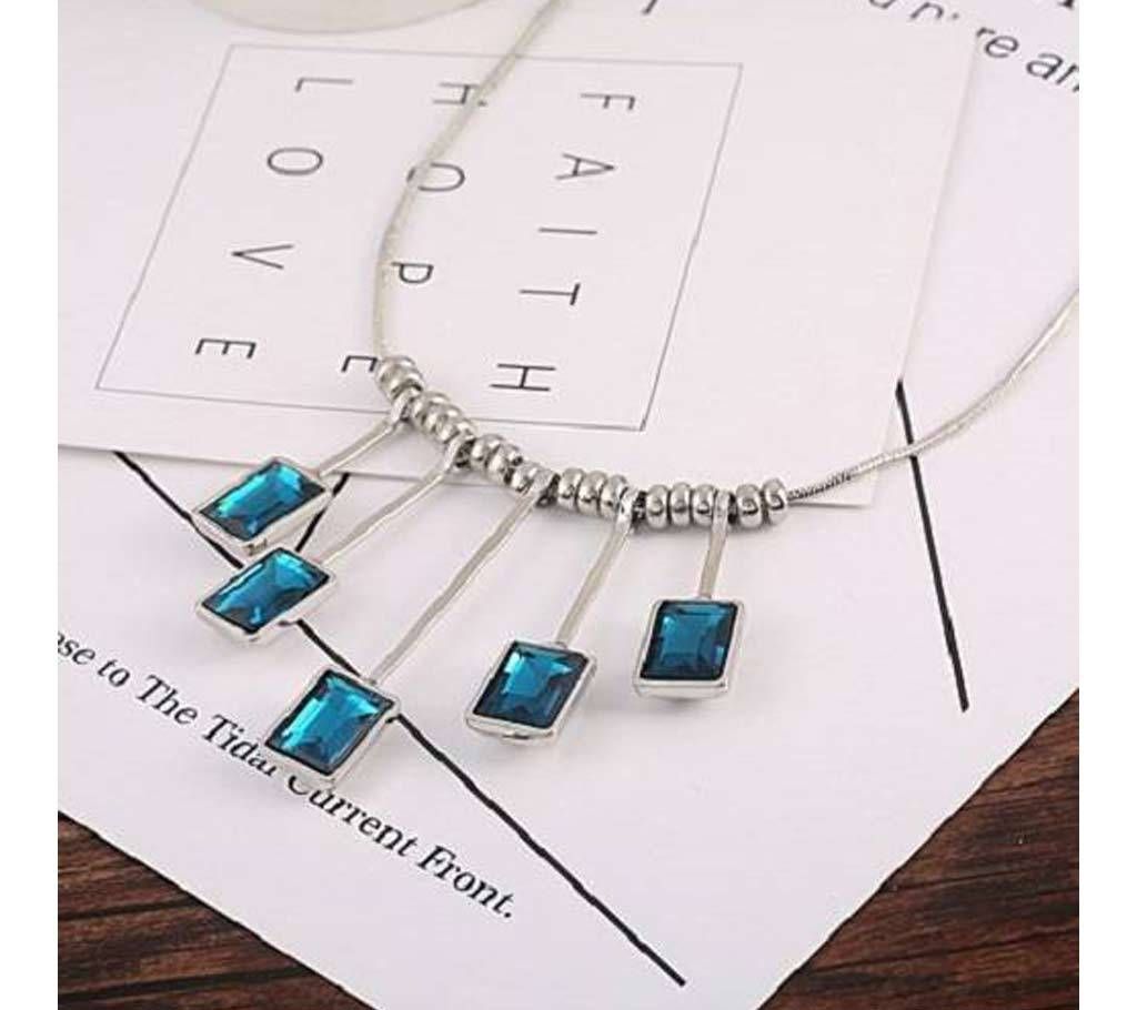 Ladies stainless steel and stone necklace 
