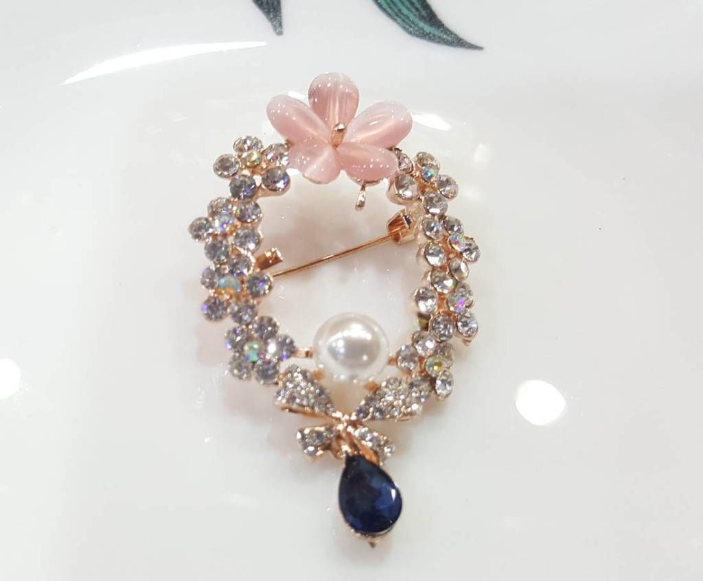 Stone Setting Brooch