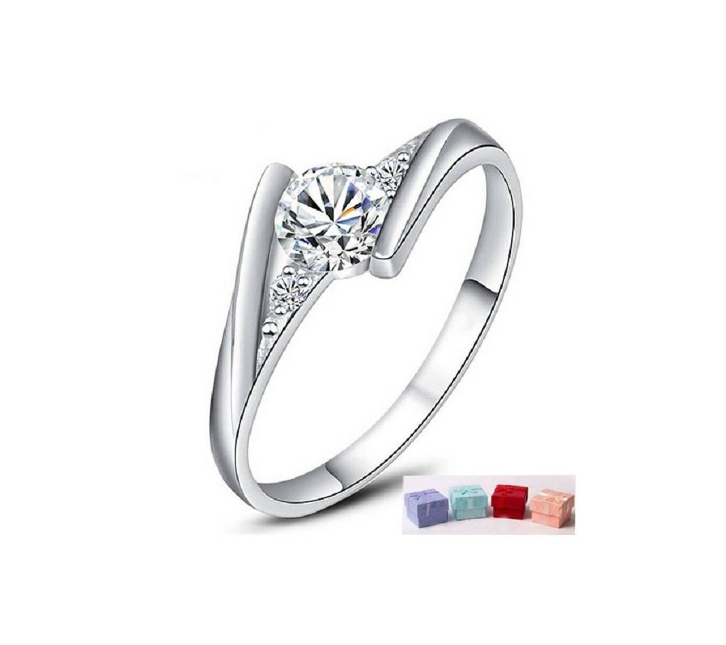 Cubic Zirconia Setting Ladies Finger Ring