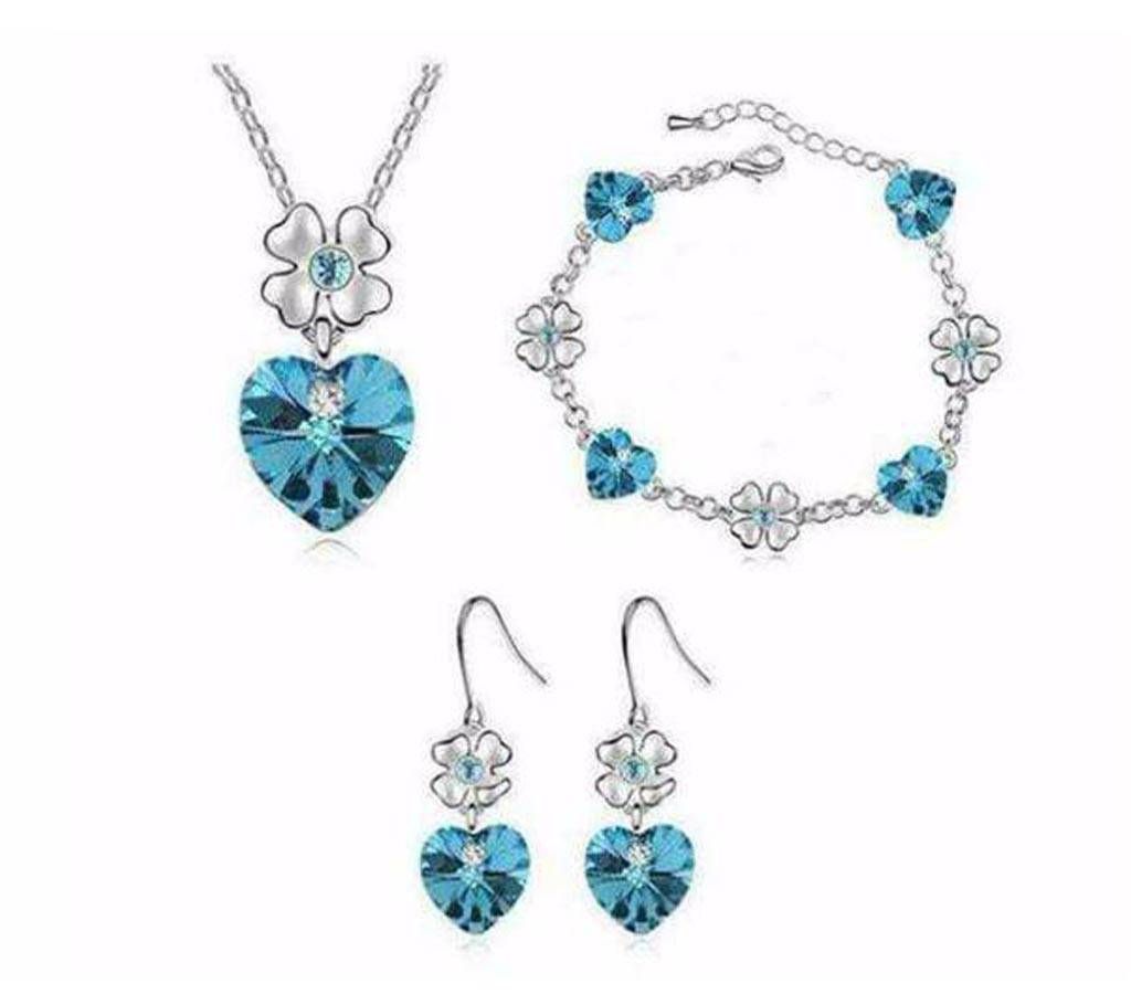 Heart shaped blue stone setting jewellery set