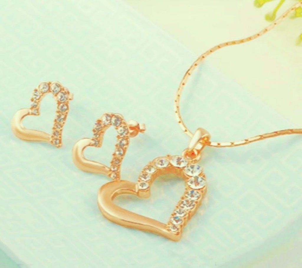 Austrian Crystal Heart Shaped Pendant Set