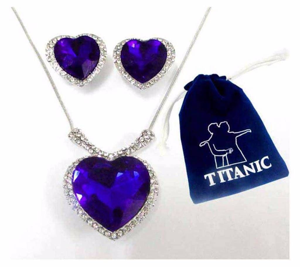 Titanic heart Shape Pendant Set