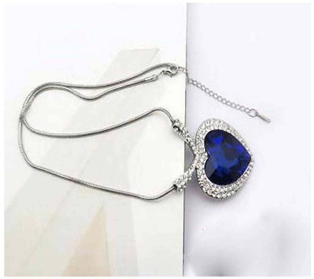 TITANIC Heart shaped Crystal pendant 