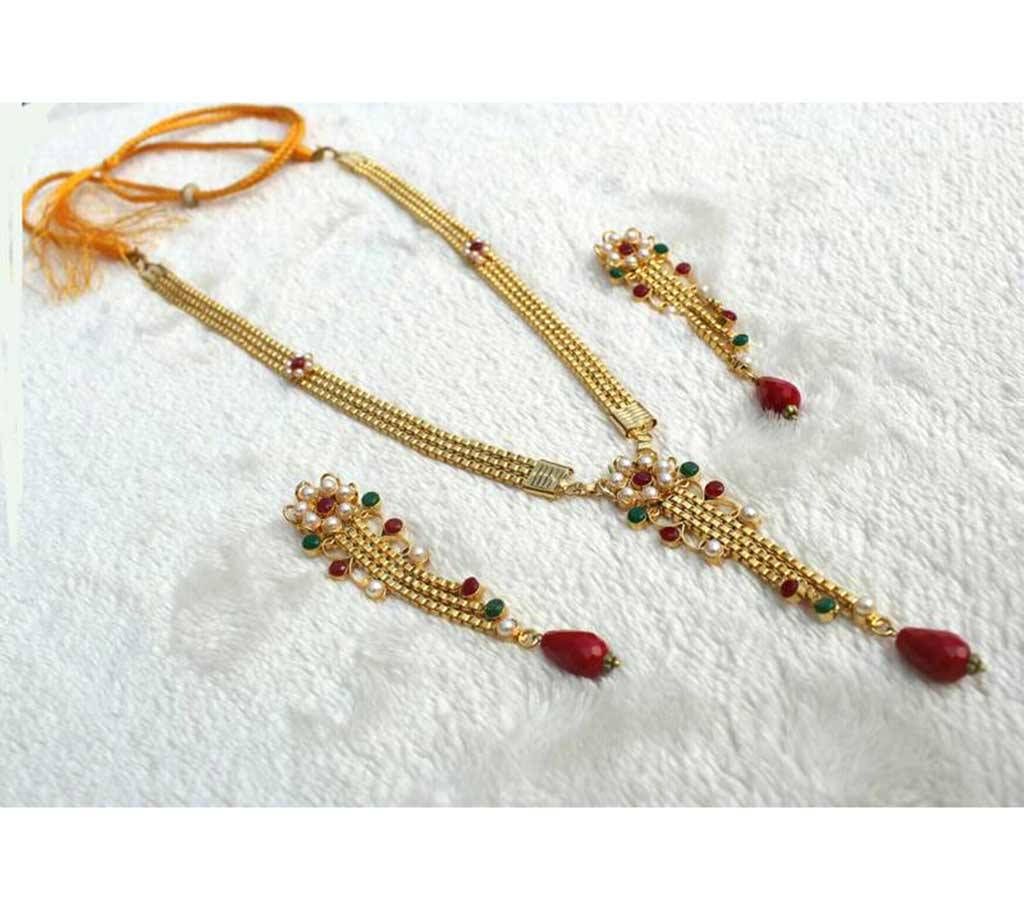 Gold plated stone setting Indian necklace 
