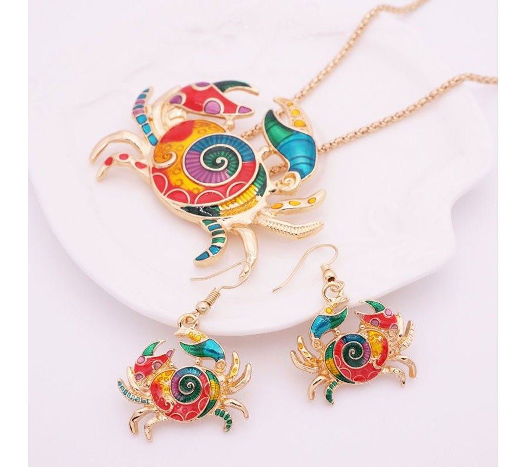 Crab Shaped Pendant With Earrings 