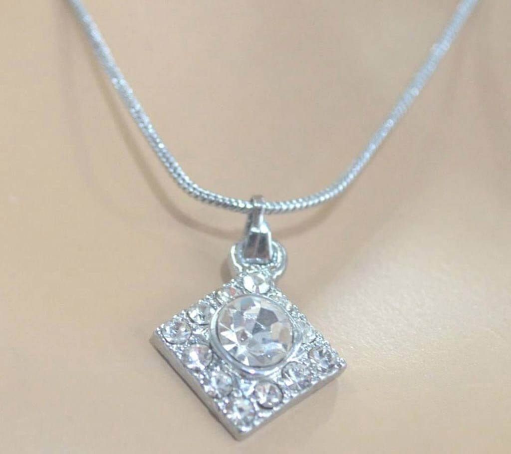 Square shaped pendant